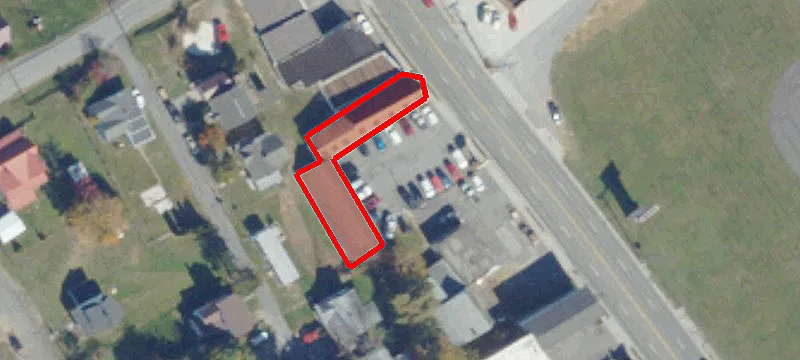 413 Main St