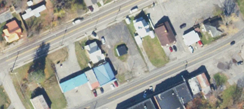 213 2nd SW St
