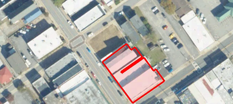 206 Main St
