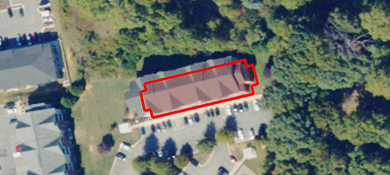 1104 Lawn Dr