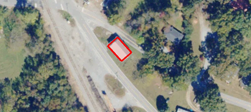 942 Railview Rd