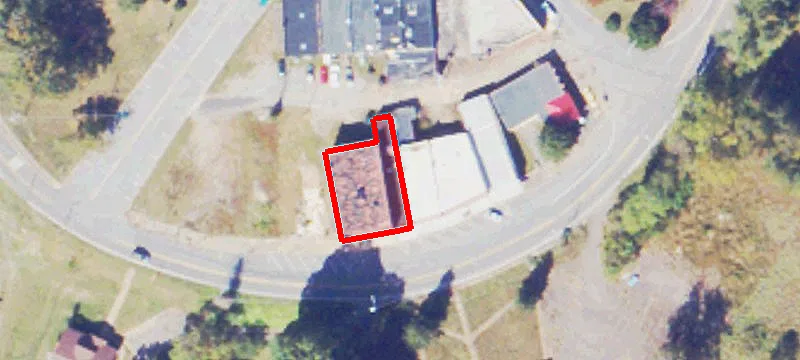 490 Fld Ave