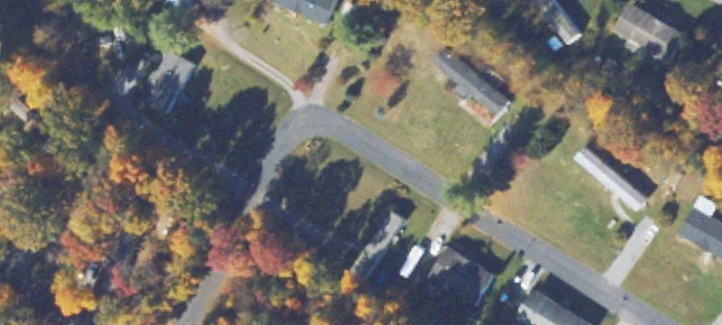 15 Mdw Rue Ln