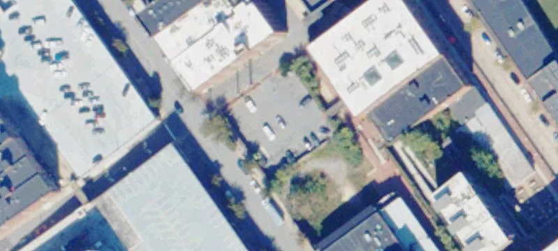 1000 Commerce St