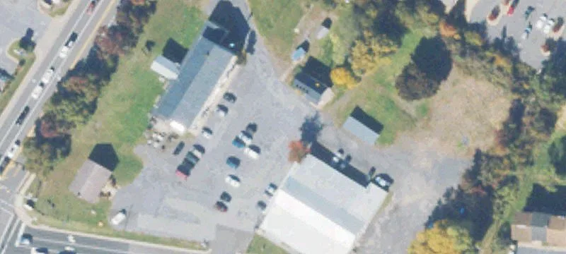 933 Main St