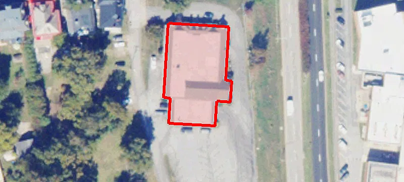 215 Main St