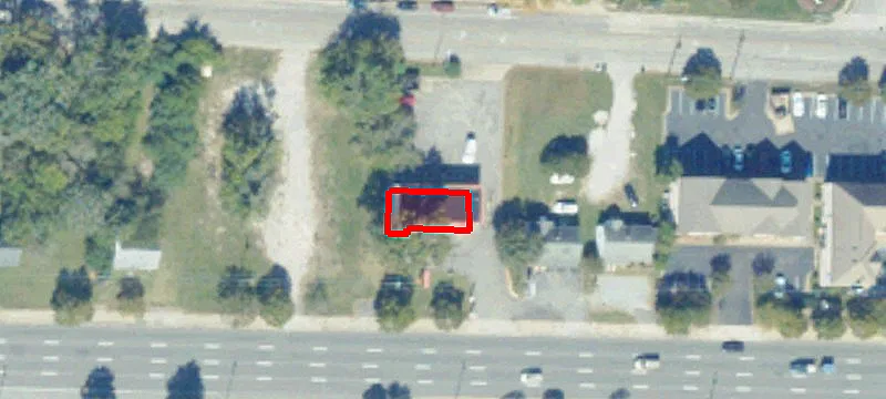 82 Mercury Blvd