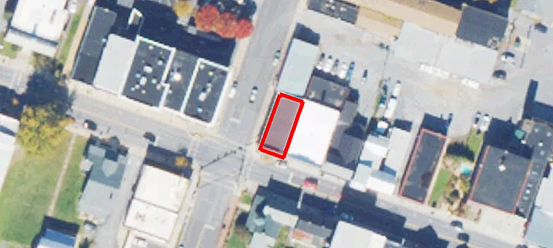 111 King St