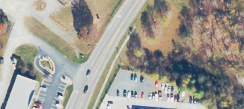 95 Springlake Dr