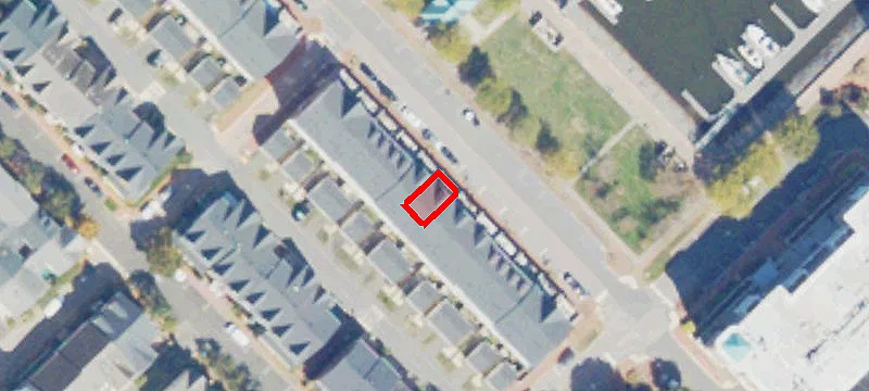 561 Hbr Side St