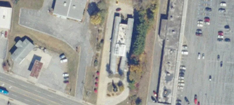 790 Main St