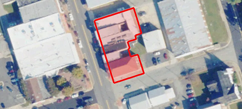 303 Main St