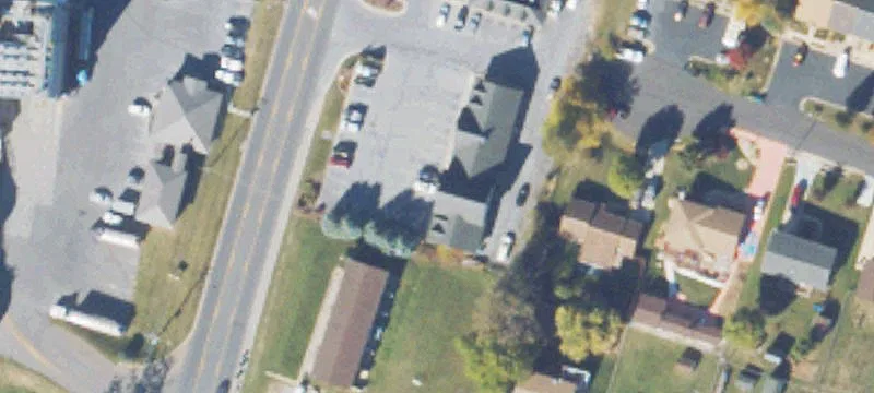413 Main St