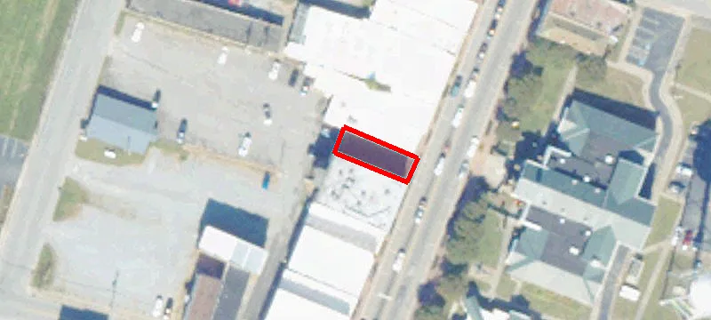 318 Main St