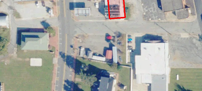 41 Main St