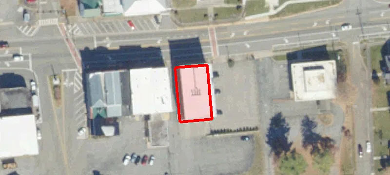 44 Main St