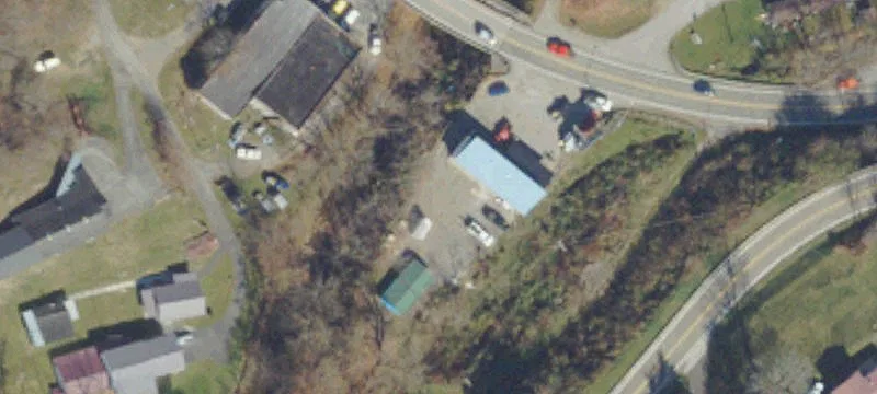 5253 Redbud Hwy