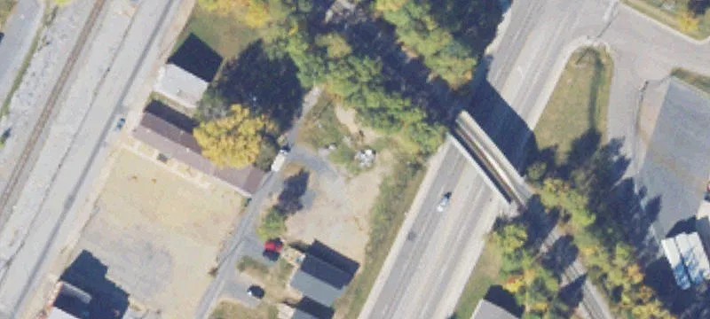 341 Delphine Ave