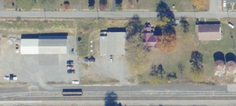 228 Railroad Ave