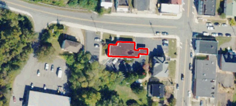 124 Main St