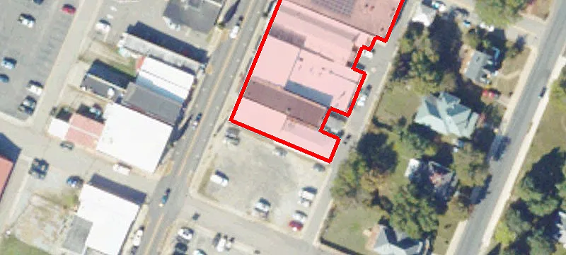 215 Main St