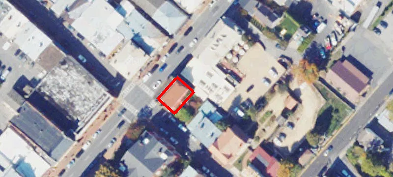 7 Main St