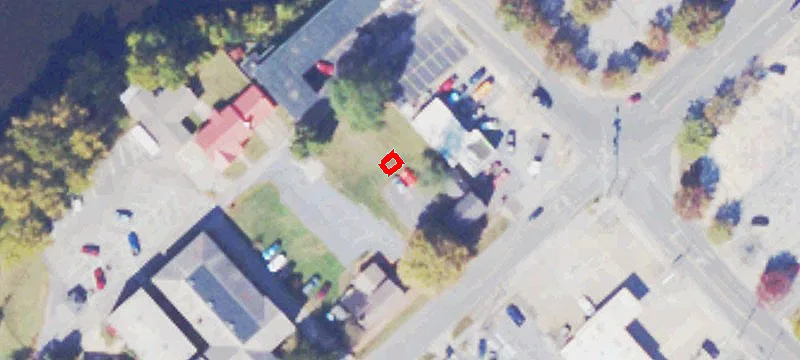212 Riverside St