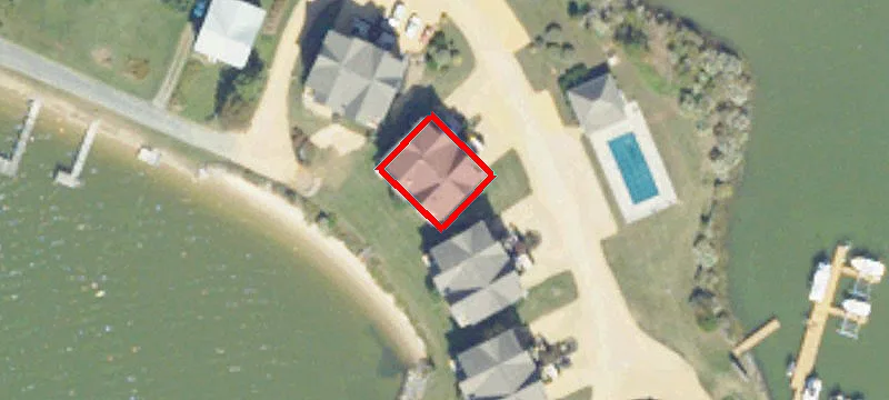566 Riverside Dr