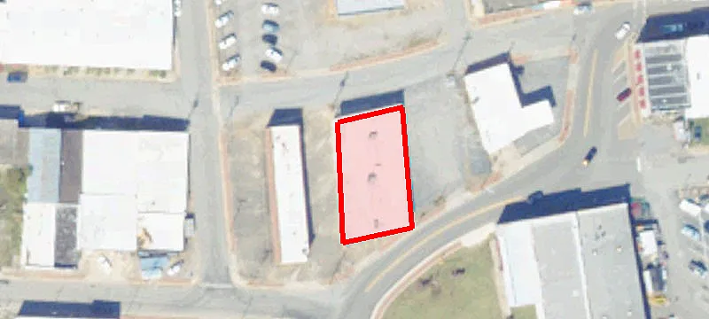 302 New Hicks St