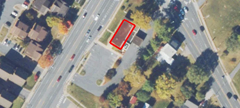 1300 Main St