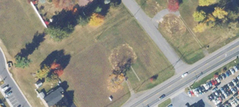 1391 Main St