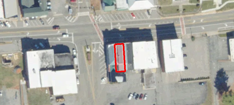 Main St