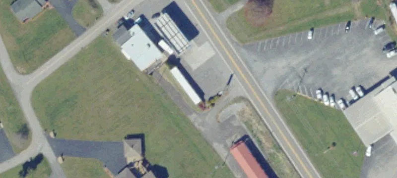 607 Redbud Hwy