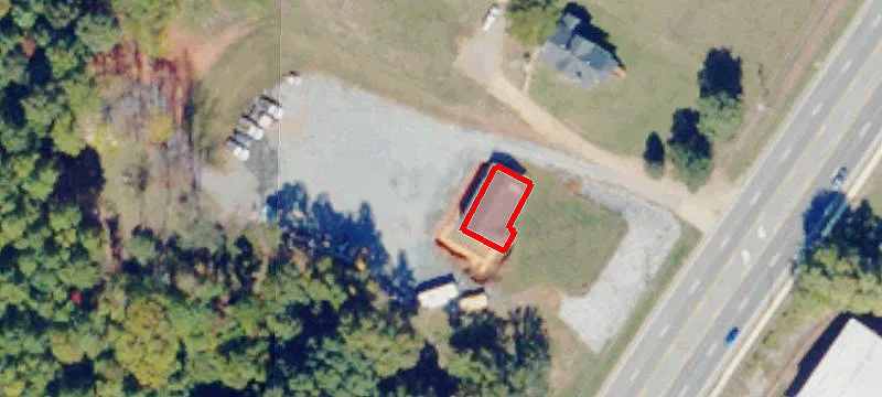 4382 Amherst Hwy