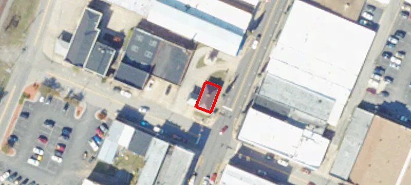 101 Main St