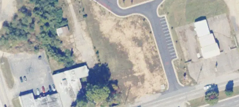 1100 Riverside Dr