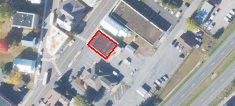 242 Main St