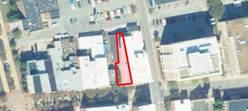 47 Queens Way