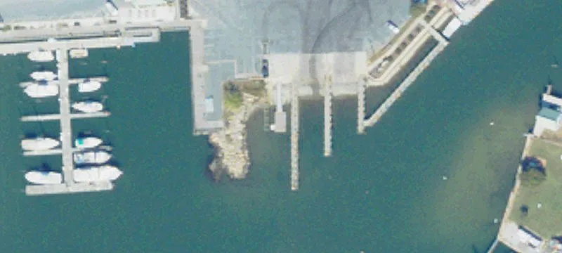 33 Marina Rd