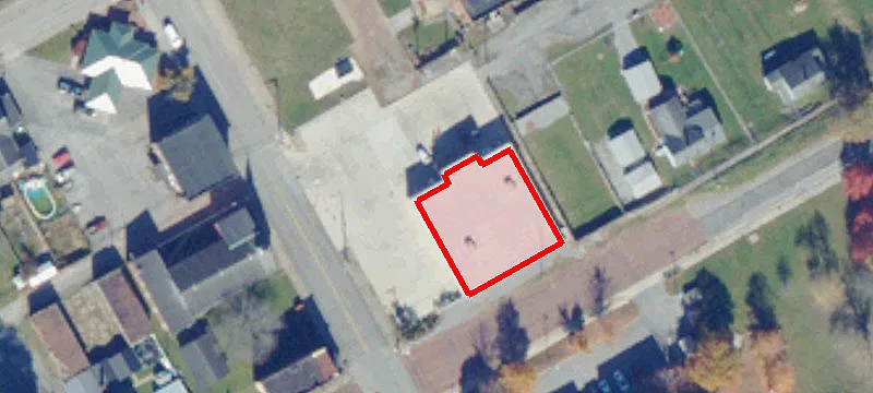 230 Ctr St