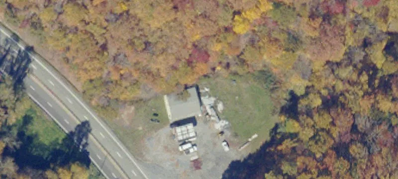1418 Riverside Dr