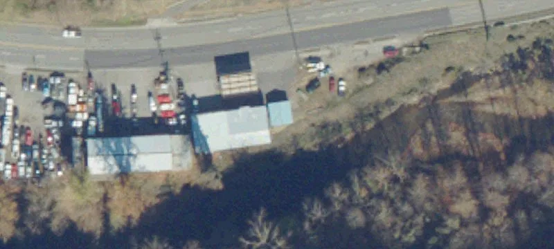 18083 Riverside Dr