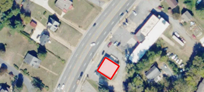 4909 Amherst Hwy