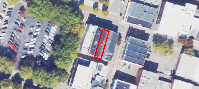 6 Main St