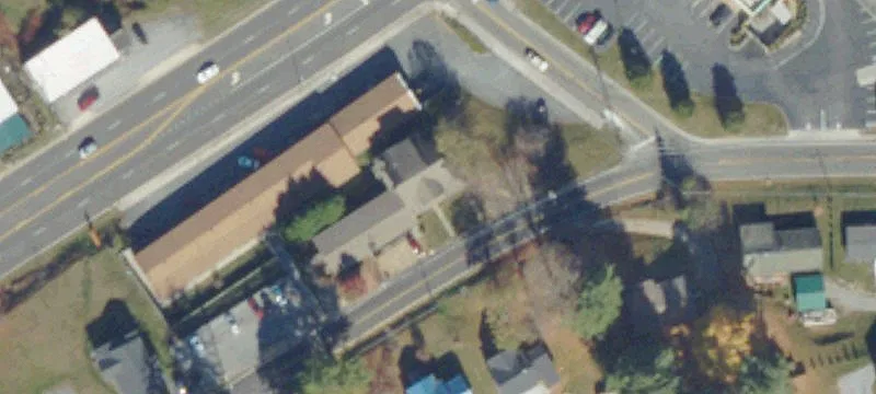 809 Colonial SW Rd