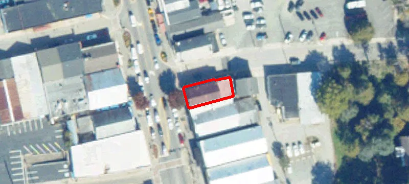 48 Main St