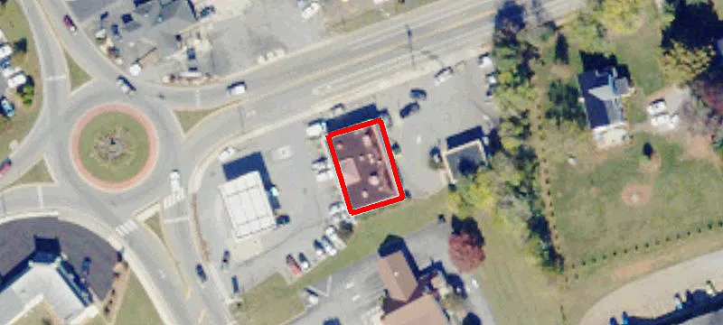 100 Main St