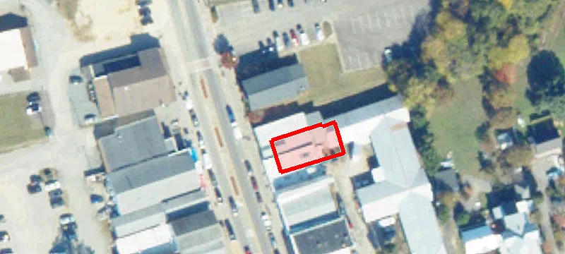 42 Main St