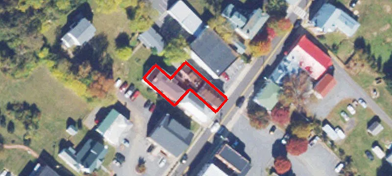 121 Main St