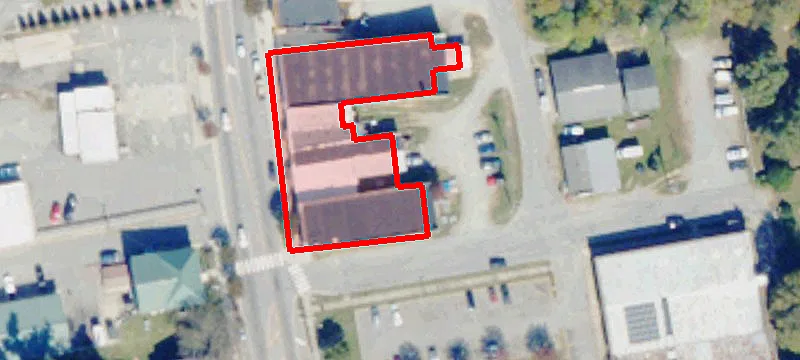 121 Main St